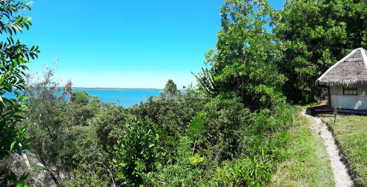 Les Acacias Bungalows Manambolo Exteriör bild